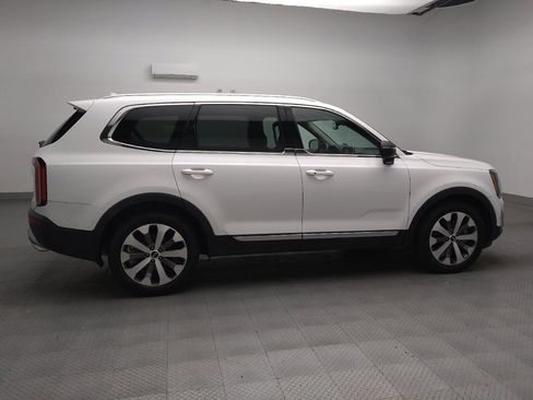 Used 2021 Kia Telluride EX w/ EX Premium Package image 10