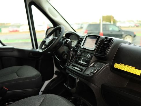 Used 2023 RAM ProMaster 3500 w/ Convenience Group image 33