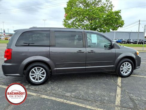 Used 2016 Dodge Grand Caravan SXT w/ Rear Park Assist Package FWD image 8