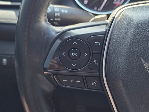 Used 2020 Toyota Camry SE image 20