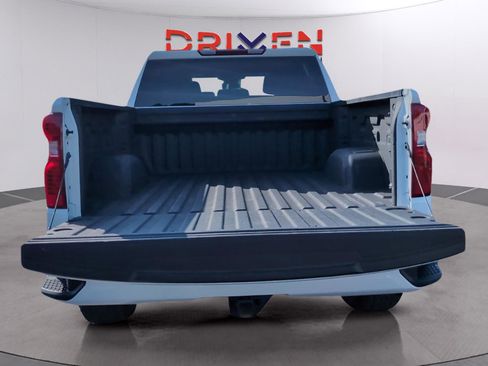 Used 2025 Chevrolet Silverado 1500 Custom w/ Turbomax Blackout Package image 9