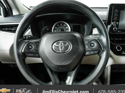 Used 2022 Toyota Corolla Cross L FWD image 9
