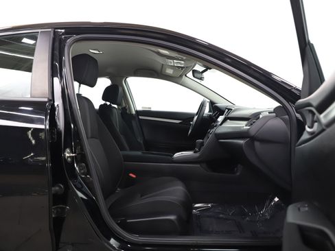 Used 2019 Honda Civic LX image 11
