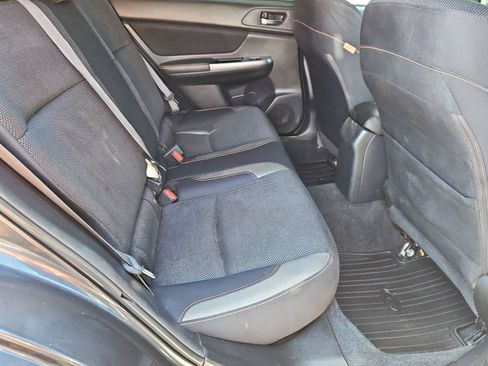 Used 2016 Subaru Crosstrek 2.0i Premium w/ Moonroof Package AWD/4WD image 21