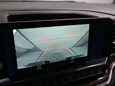 Used 2024 Chevrolet Silverado 2500 LT image 14