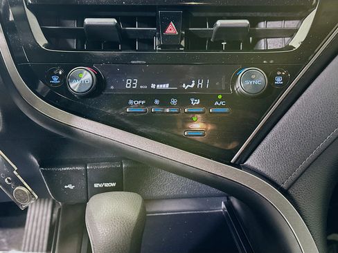 Used 2023 Toyota Camry LE image 22