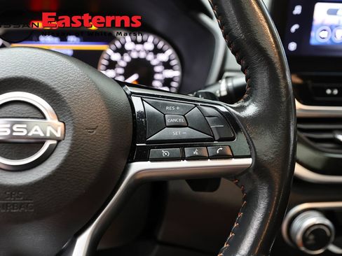 Used 2023 Nissan Altima 2.5 SR w/ SR Premium Package AWD/4WD image 16