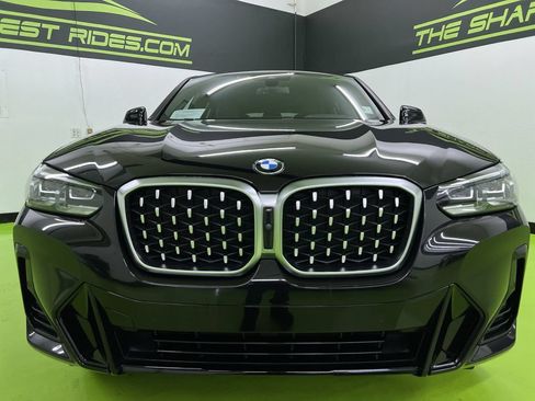 Used 2022 BMW X4 xDrive30i w/ M Sport Package 2 AWD/4WD image 3