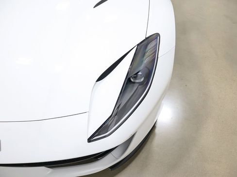 Used 2022 Ferrari 812 GTS RWD image 96