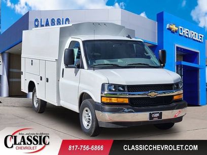 New 2025 Chevrolet Express 3500 w/ Power Convenience Package