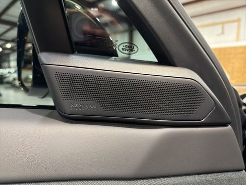 Used 2024 Land Rover Range Rover Sport image 30