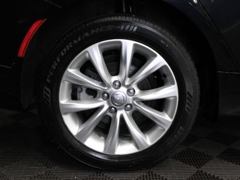 Used 2015 Chrysler 200 C w/ Navigation & Sound Group I FWD image 5