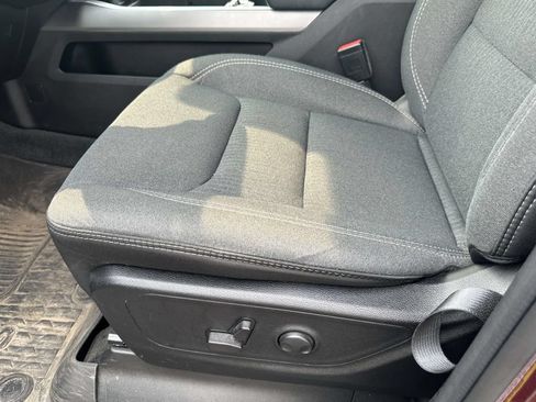 Used 2022 RAM 1500 Big Horn AWD/4WD image 21