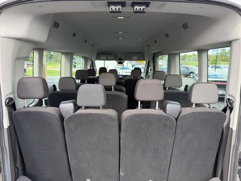 Used 2021 Ford Transit 350 XLT image 7