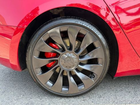 Used 2023 Tesla Model 3 Performance AWD/4WD image 34