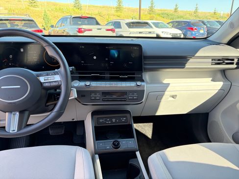 Used 2025 Hyundai Kona SEL AWD/4WD image 19
