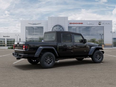 New 2025 Jeep Gladiator Sport image 4
