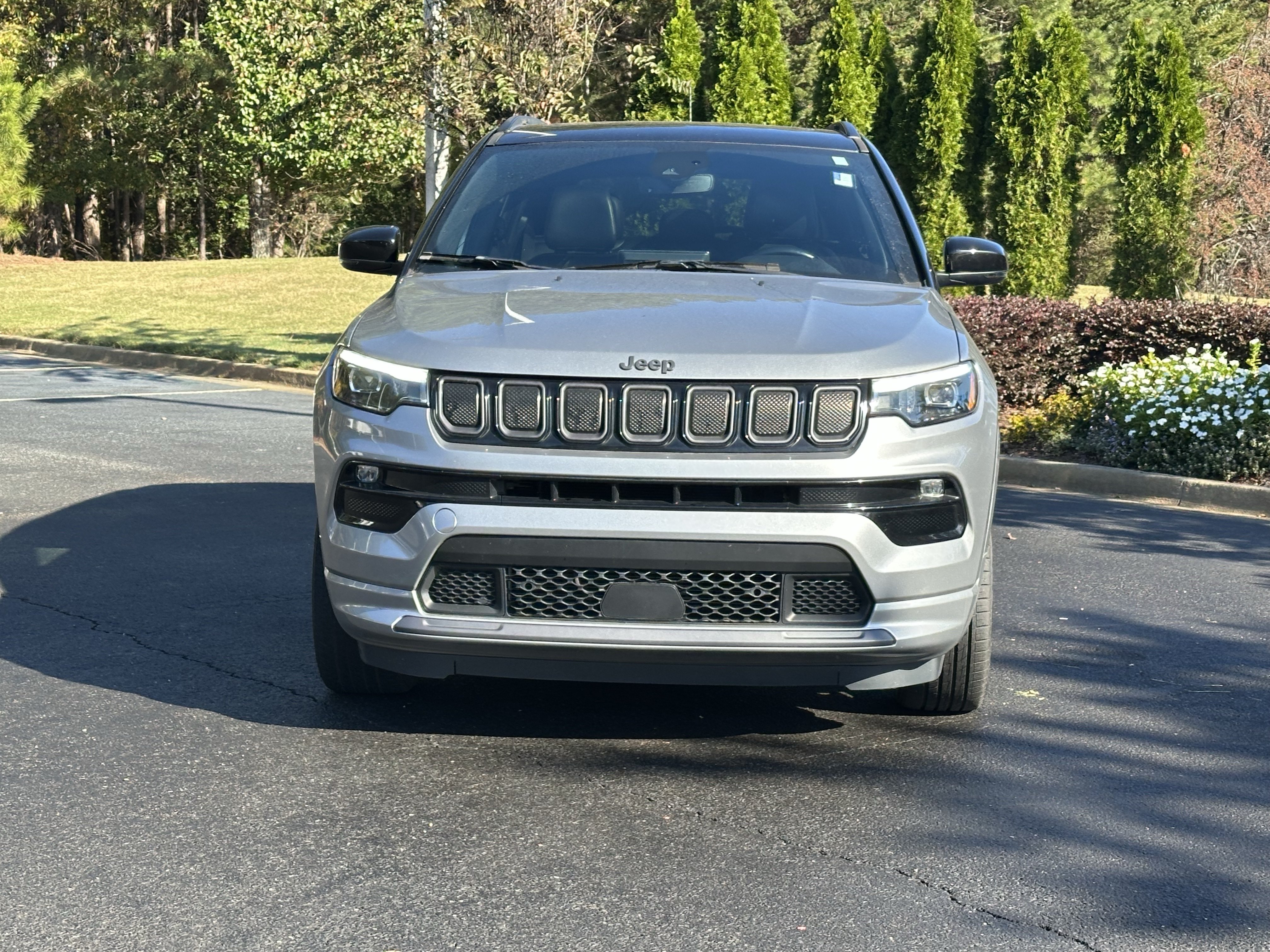 Used 2022 Jeep Compass High Altitude AWD/4WD image 3
