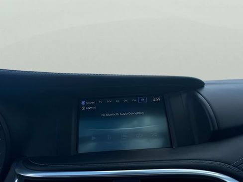 Used 2019 INFINITI QX30 AWD w/ Navigation Package image 19