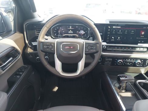 Used 2023 GMC Sierra 1500 SLT w/ SLT Premium Package image 15