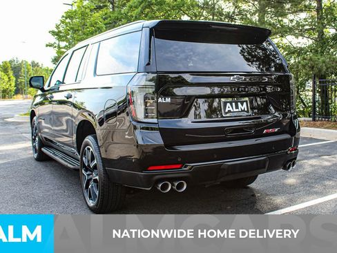 Used 2026 Chevrolet Suburban RST w/ Comfort Package AWD/4WD image 5