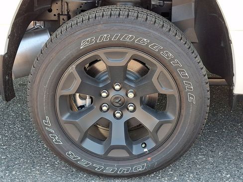 New 2025 RAM 1500 Tradesman AWD/4WD image 18