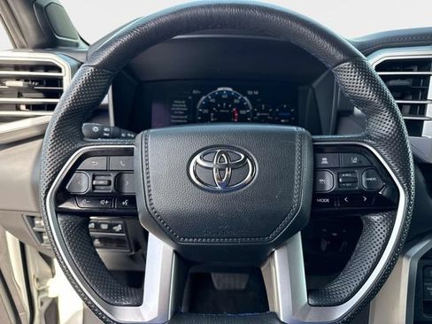 Used 2024 Toyota Sequoia Platinum AWD/4WD image 23