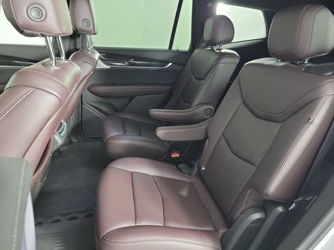 Certified 2024 Cadillac XT6 Premium Luxury w/ LPO, Floor Liner Package AWD/4WD image 13