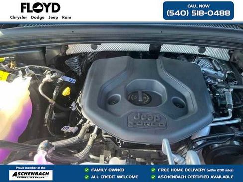 New 2024 Jeep Grand Cherokee Trailhawk w/ Advanced Protech Group II image 9