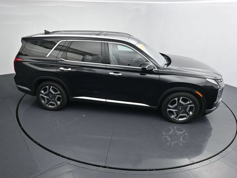 Used 2024 Hyundai Palisade Limited FWD image 34