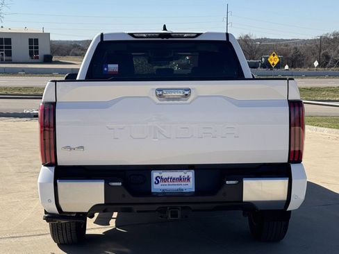 Used 2024 Toyota Tundra Limited AWD/4WD image 5