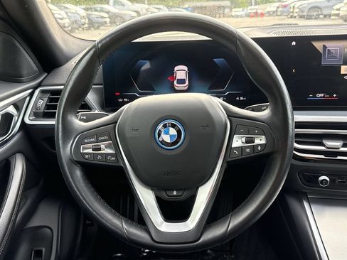Used 2023 BMW i4 eDrive40 w/ Premium Package RWD image 11
