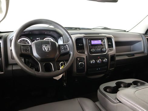 Used 2019 RAM 1500 Tradesman RWD image 2