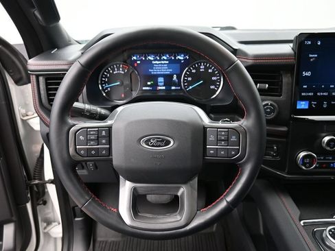 Used 2023 Ford Expedition Limited RWD image 29