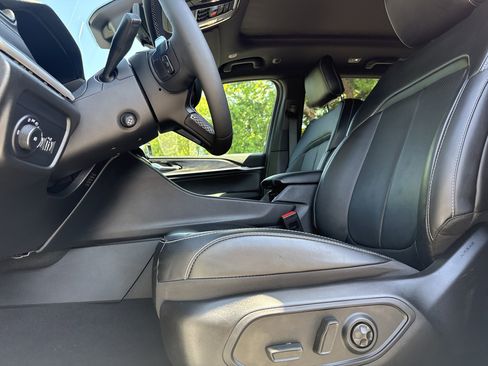 Used 2026 Jeep Grand Cherokee Limited Reserve image 15