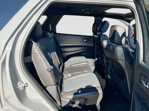 Used 2024 Dodge Durango GT image 30