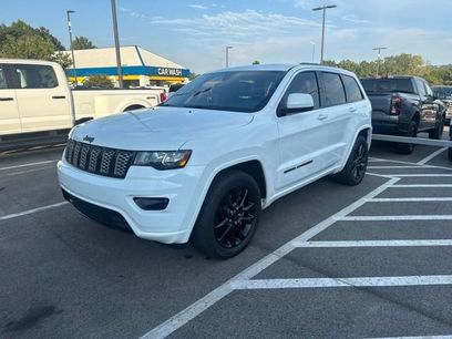 Used 2020 Jeep Grand Cherokee Altitude