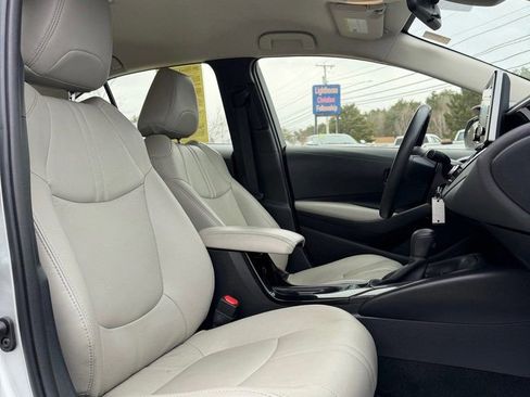 Used 2020 Toyota Corolla LE image 13