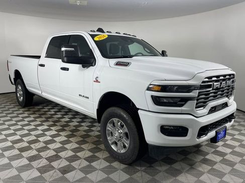 New 2026 RAM 2500 Big Horn AWD/4WD image 7