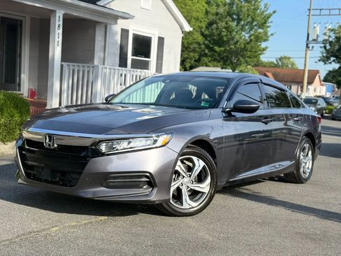 Used 2019 Honda Accord EX image 2