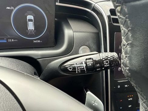 Used 2023 Hyundai Tucson Limited image 36