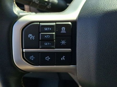 Used 2024 Ford Expedition Max Limited image 22