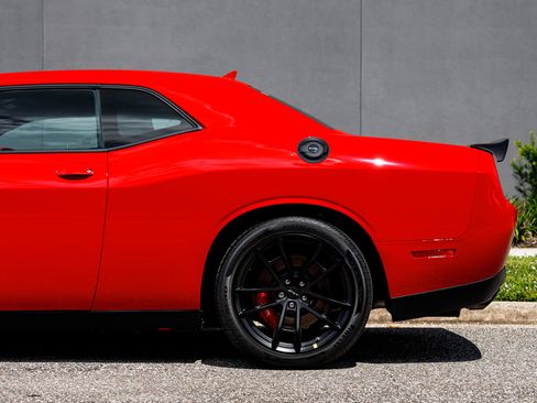 Used 2023 Dodge Challenger SRT Hellcat image 4