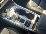 Used 2022 Ford Explorer XLT w/ Equipment Group 202A image 6