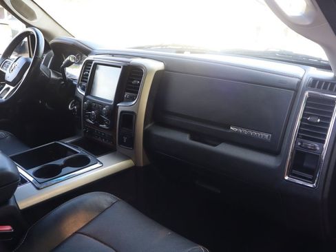 Used 2014 RAM 3500 Laramie AWD/4WD image 17