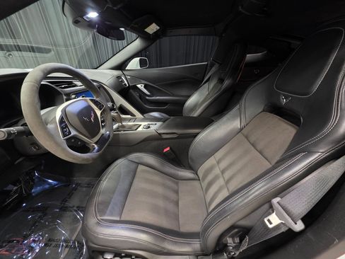 Used 2019 Chevrolet Corvette Grand Sport RWD image 18