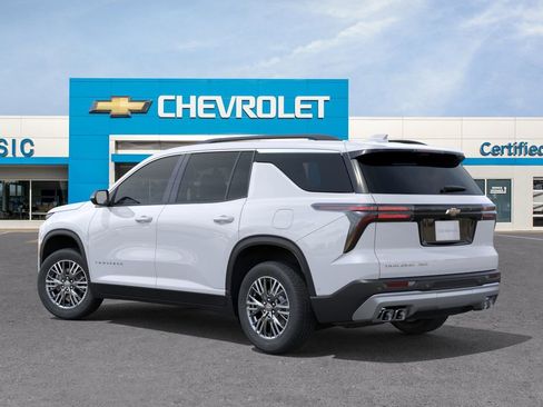 New 2026 Chevrolet Traverse LT w/ Driver Confidence Package image 4