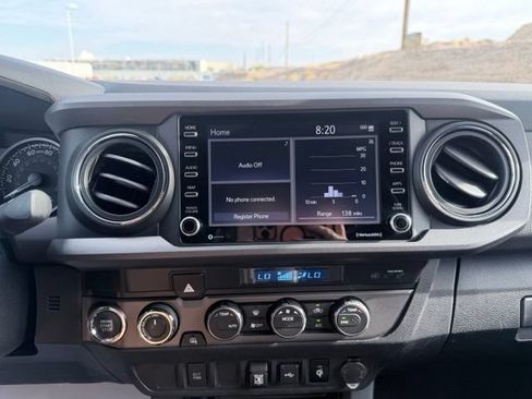 Used 2021 Toyota Tacoma TRD Off-Road AWD/4WD image 14