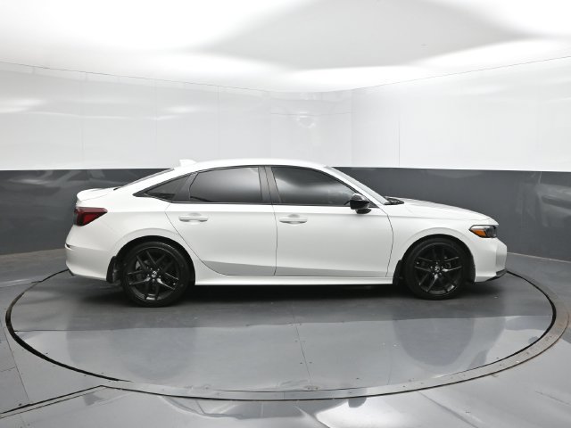 Used 2025 Honda Civic Sport image 11