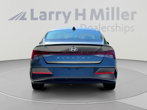 New 2026 Hyundai Elantra SEL Sport Premium FWD image 6